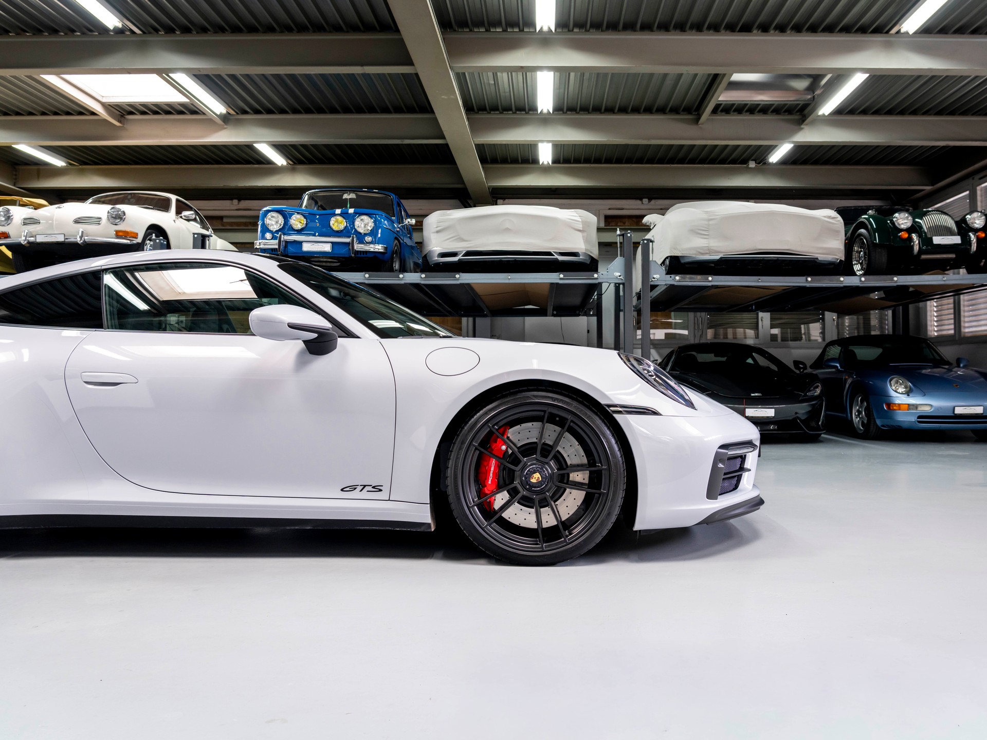 PORSCHE 911 Carrera GTS PDK-image-8