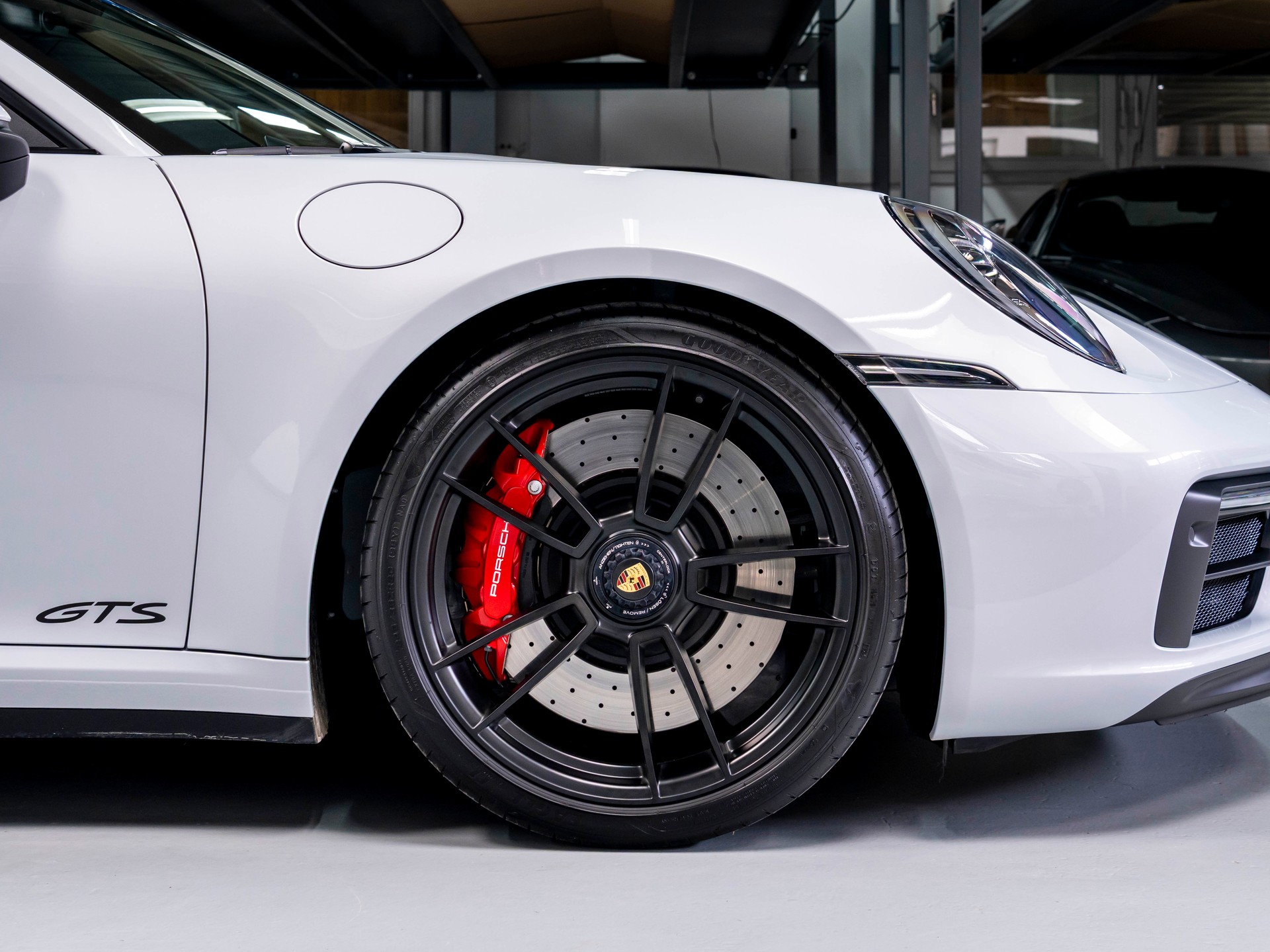 PORSCHE 911 Carrera GTS PDK-image-9