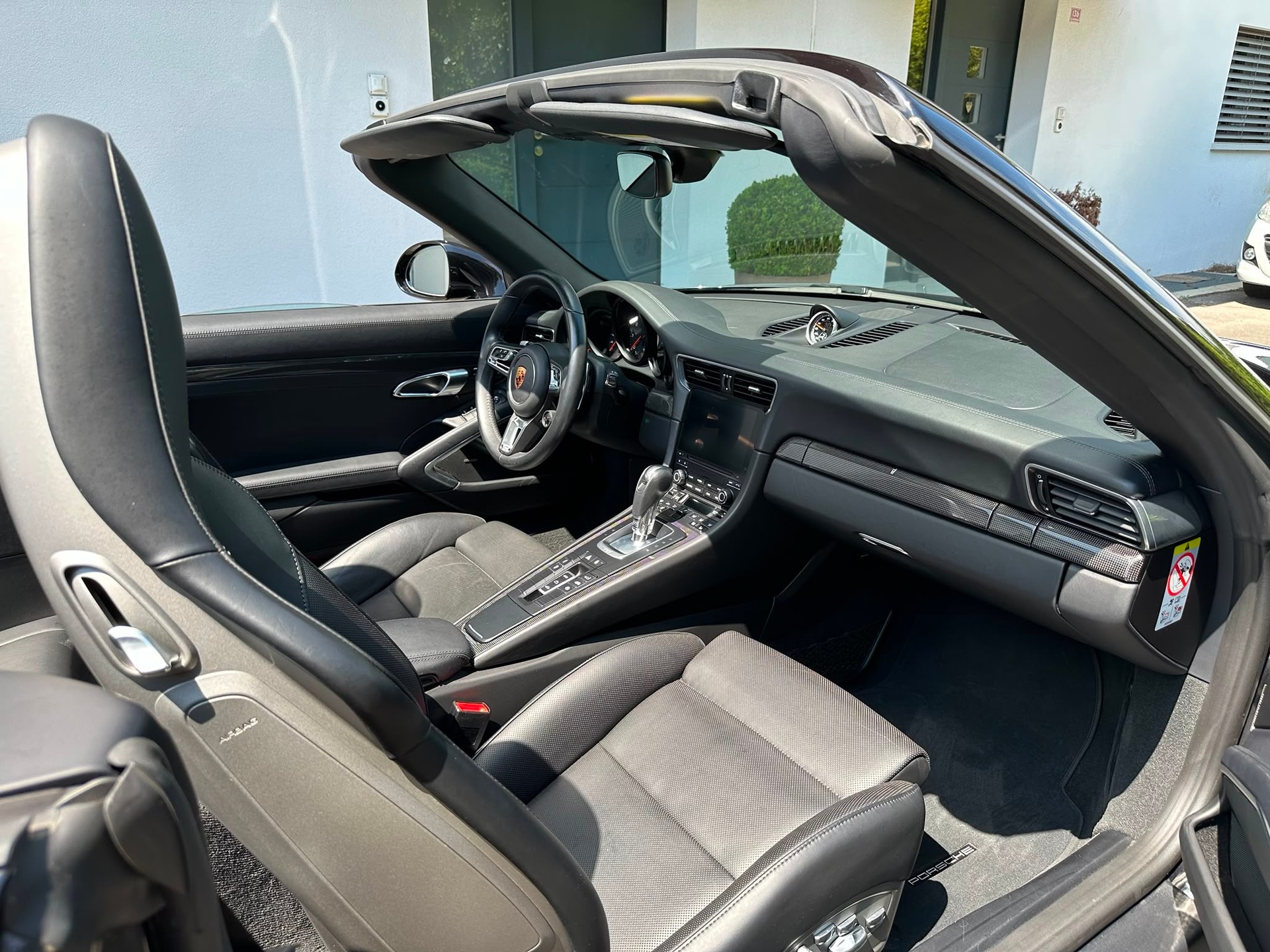 PORSCHE 3.0 Carrera 4 GTS PDK Cabriolet-image-4