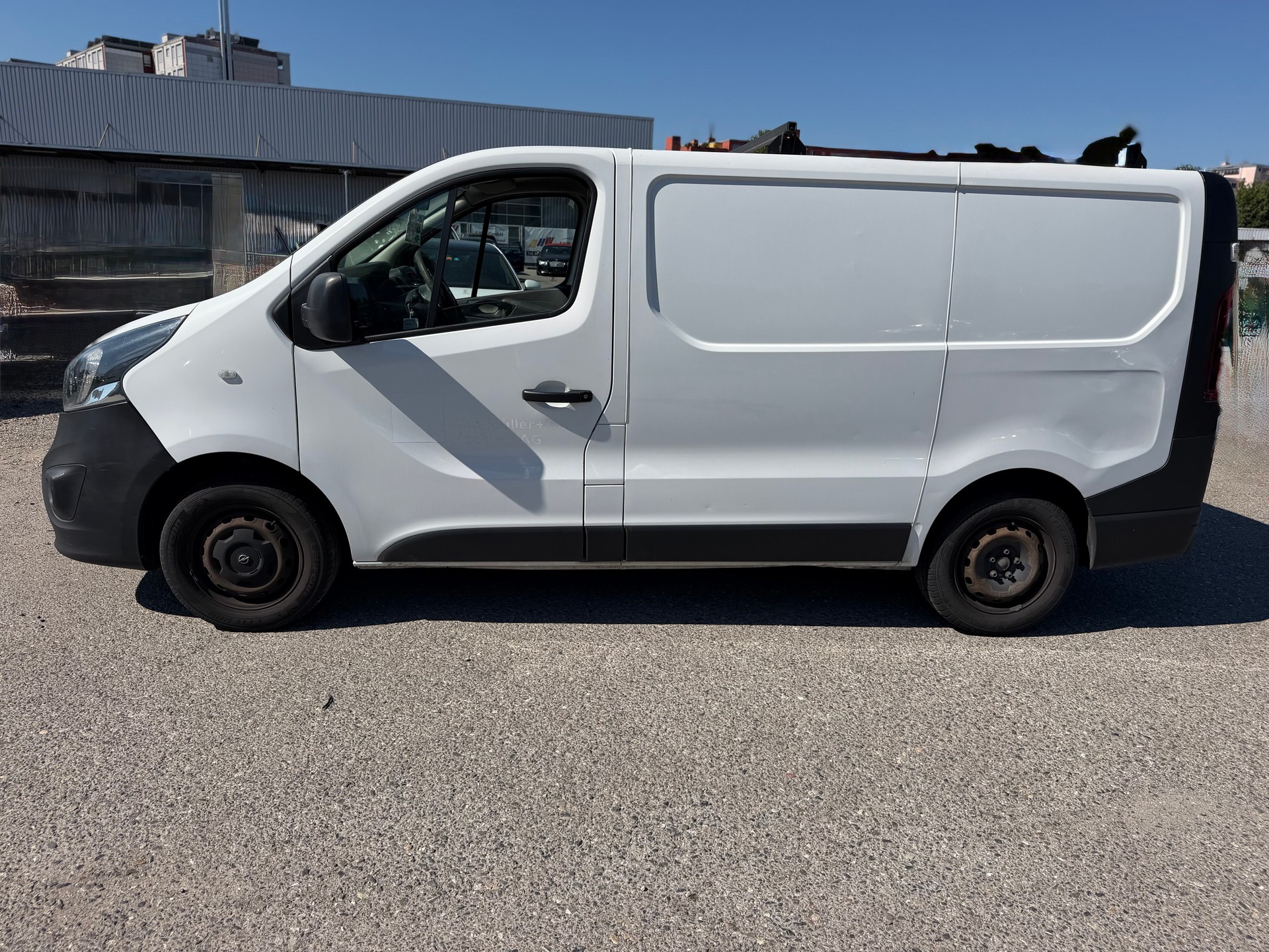 OPEL Vivaro 1.6 CDTI 2.7t L1H1-image-13