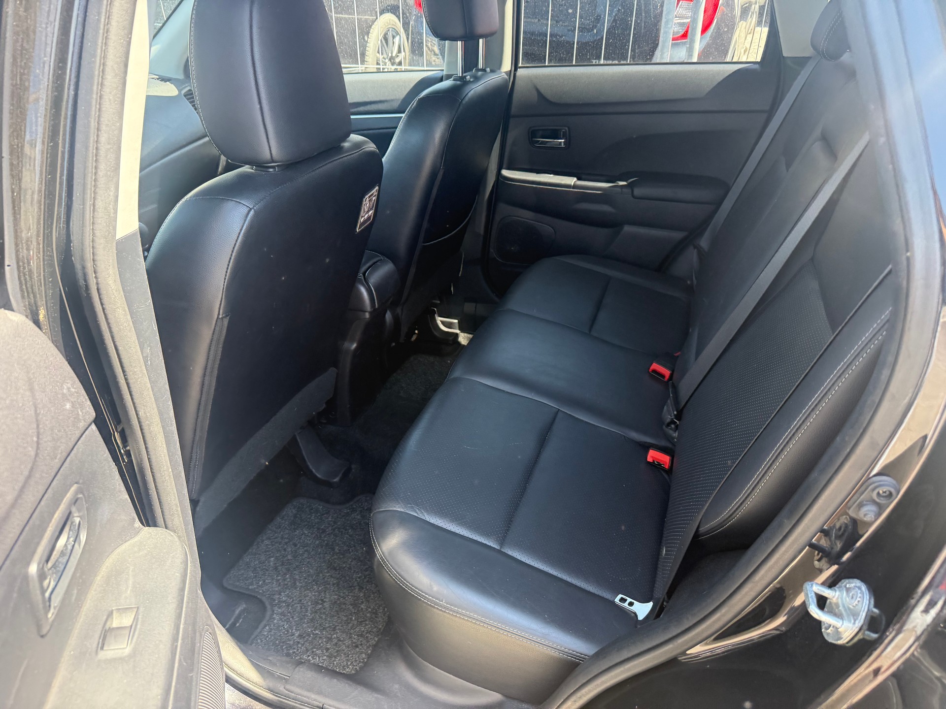 MITSUBISHI ASX 1.8 DID SuperJubilé 4WD-image-6