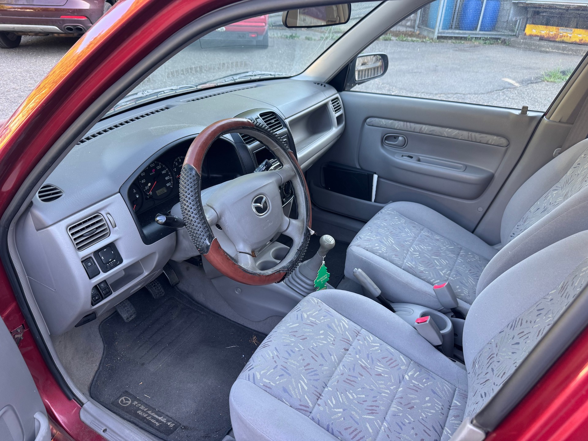 MAZDA Demio 1.5i-16 Look-image-7