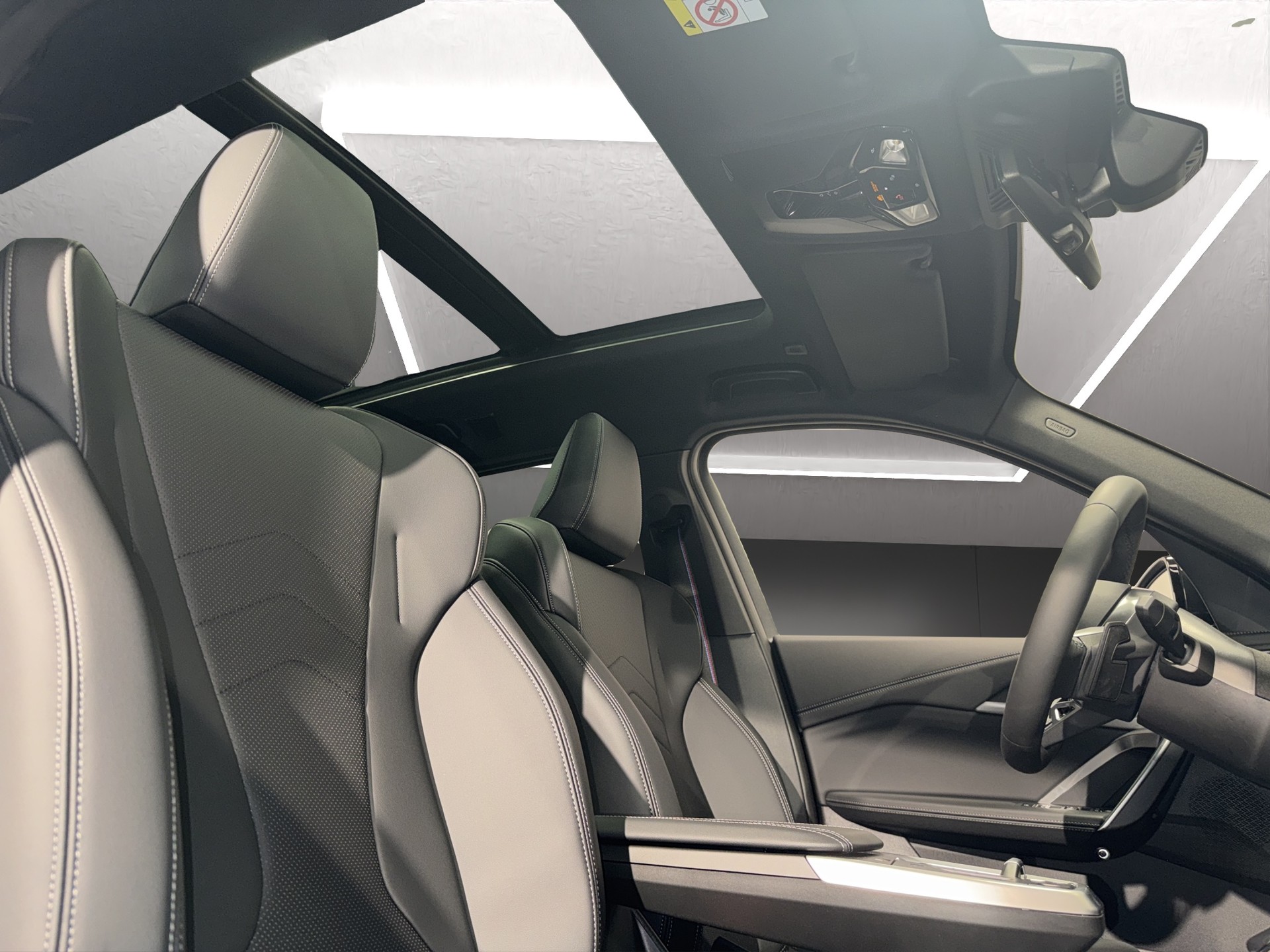 BMW X1 23d xDrive paddles-image-17