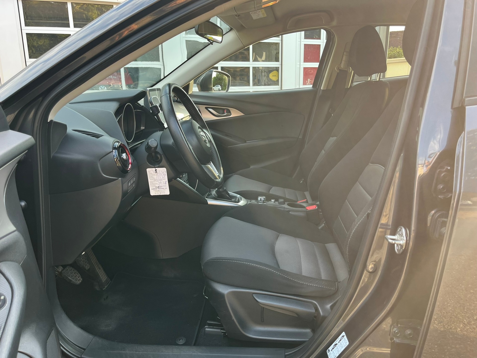 MAZDA CX-3 2.0 SKYACTIV-G 120 Ambition FWD-image-4