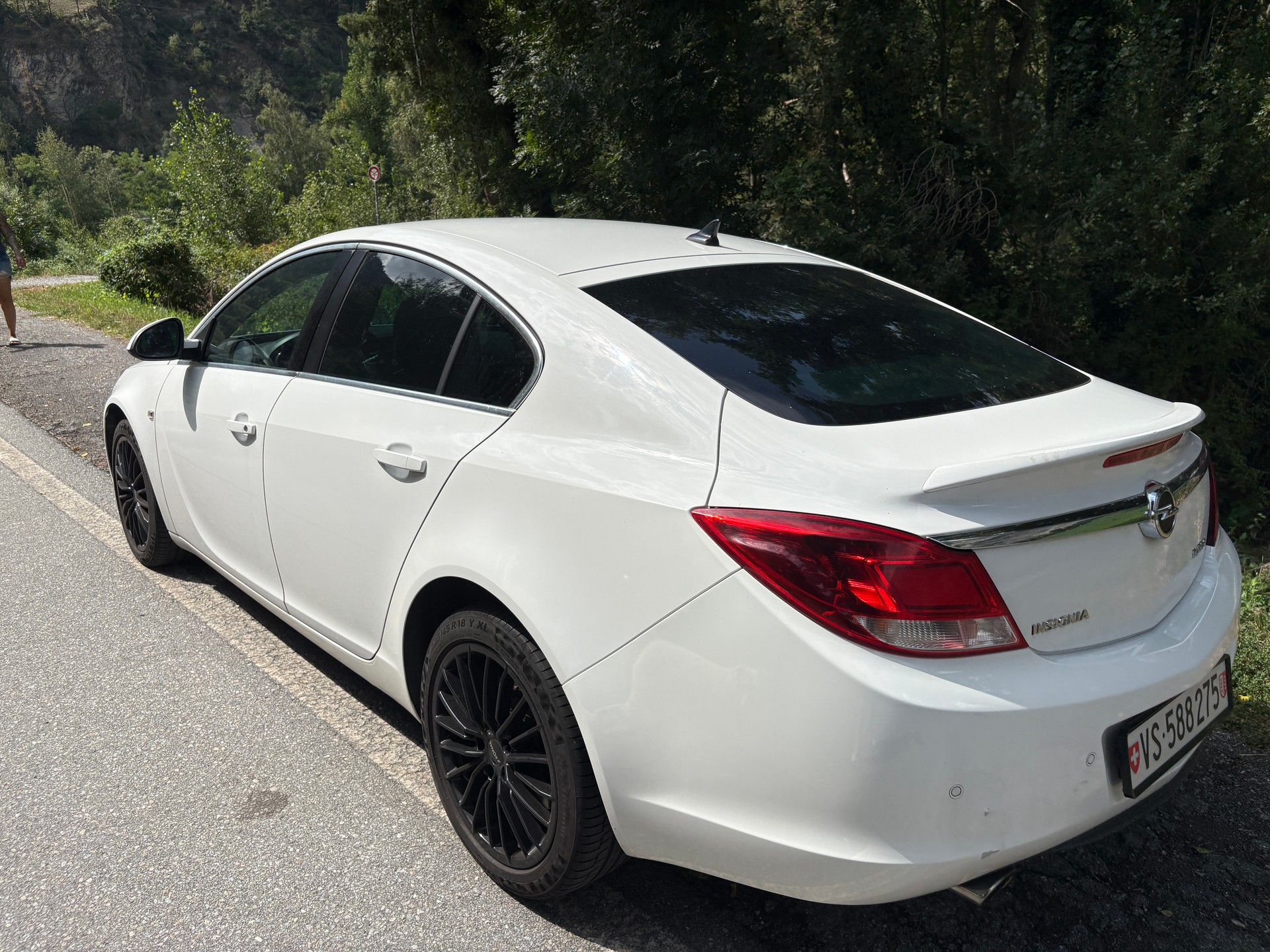 OPEL 2.0 T Edition-image-2