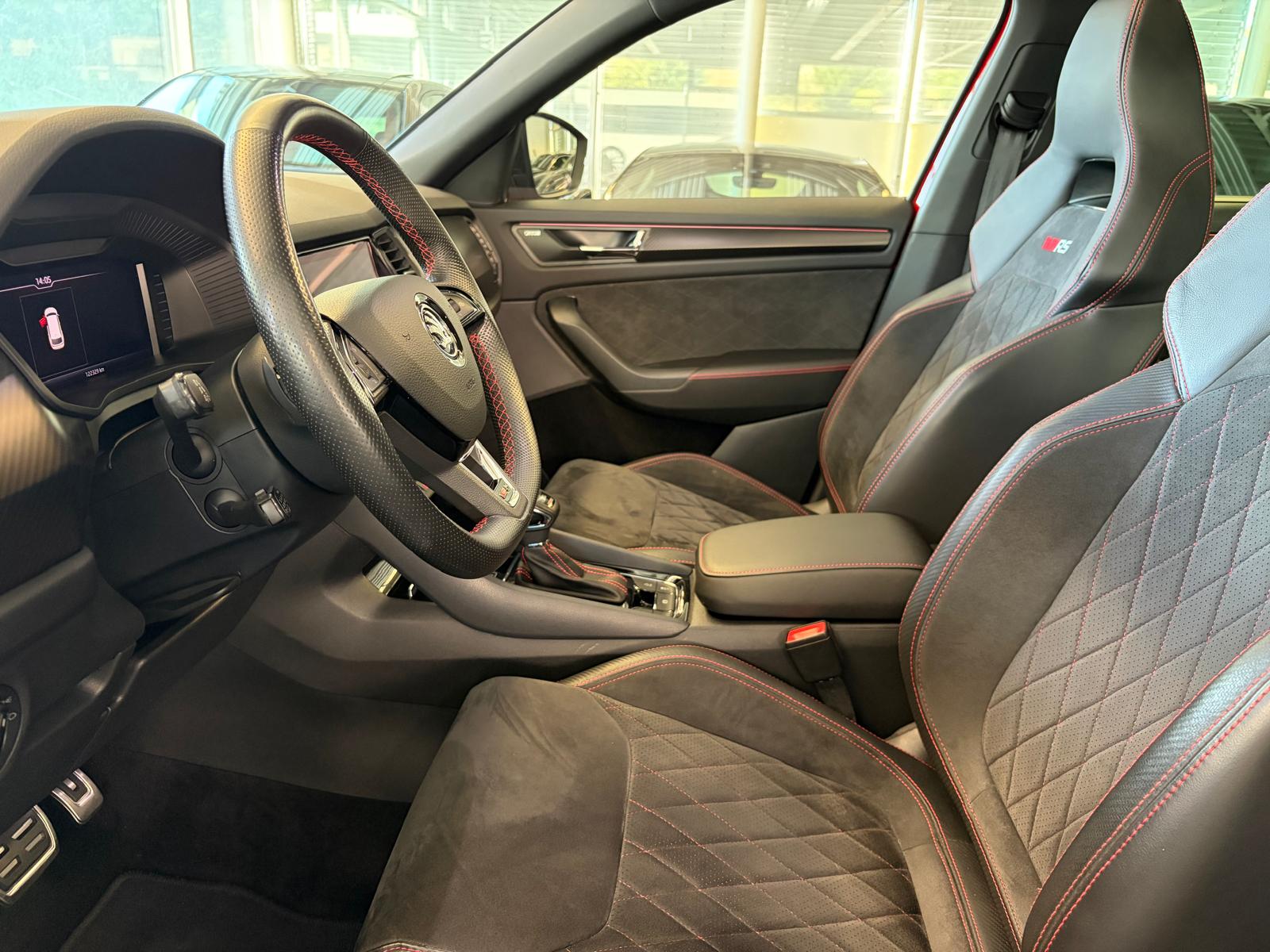 SKODA Kodiaq 2.0 Bi-TDI SCR RS 4x4 DSG | CH | Panorama | ACC | Area View | Navi Columbus | HAGEL |-showroom-element-3