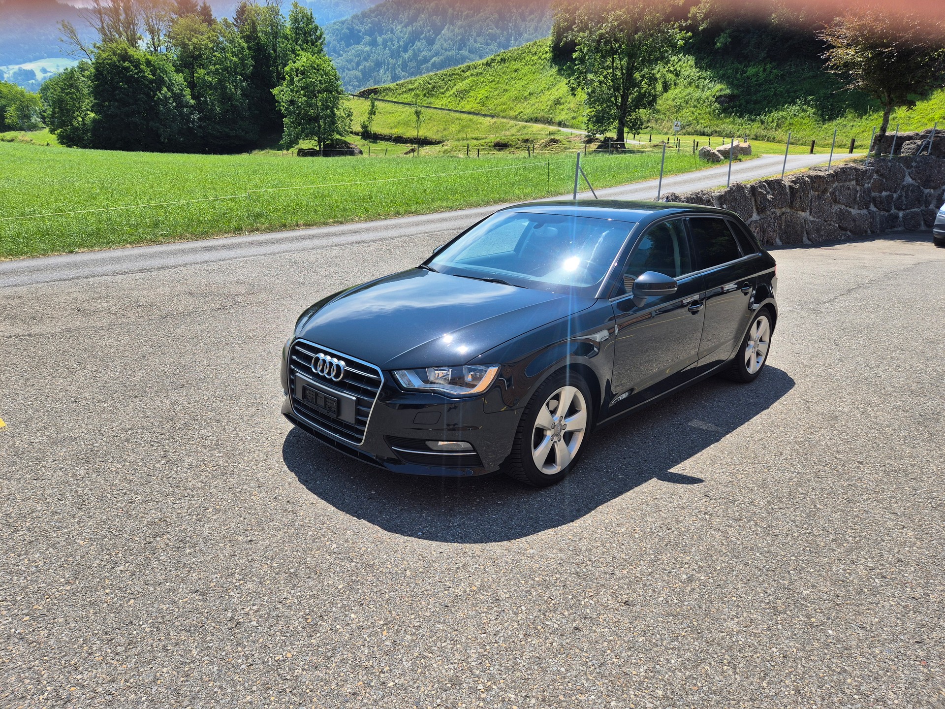 AUDI A3 Sportback 2.0 TDI Ambition-image-0