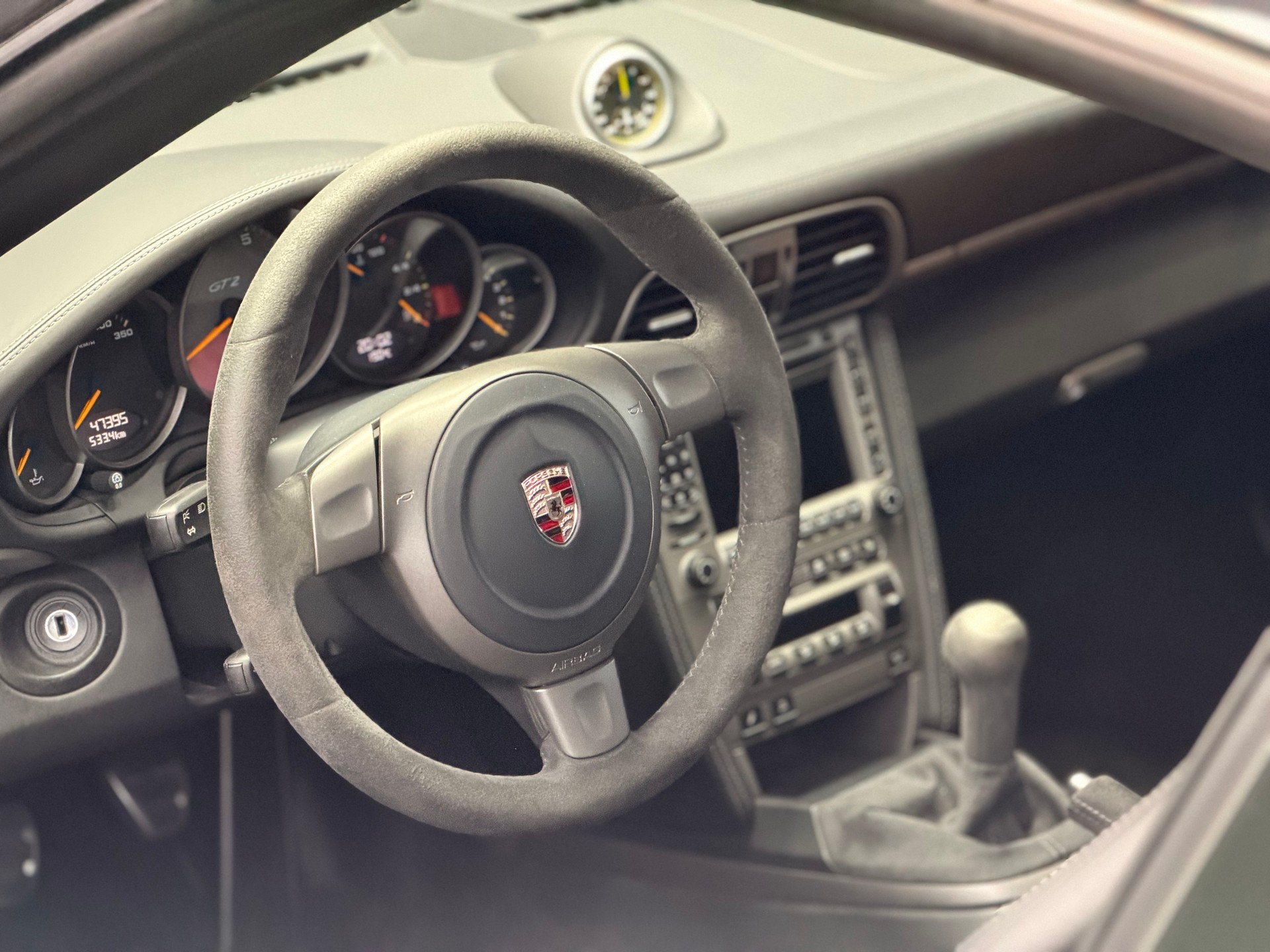 PORSCHE 911 GT2-image-9
