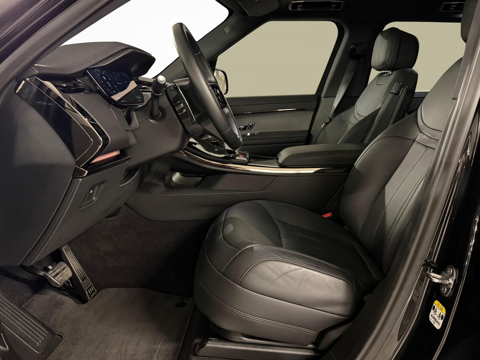 LAND ROVER Range Rover Sport 3.0 I6 P460e SE Dynamic-image-10