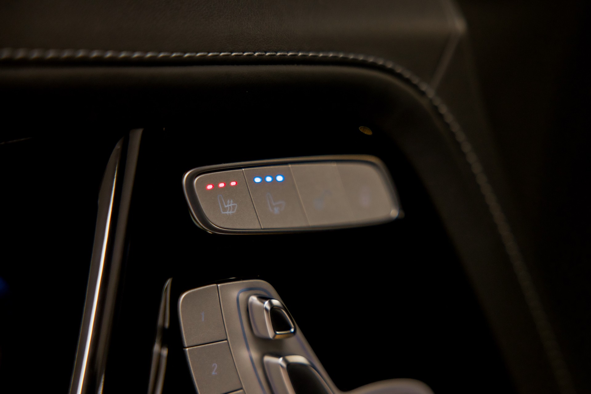 MERCEDES-BENZ G 63 AMG Speedshift Plus G-Tronic *CH-FAHRZEUG*-image-23