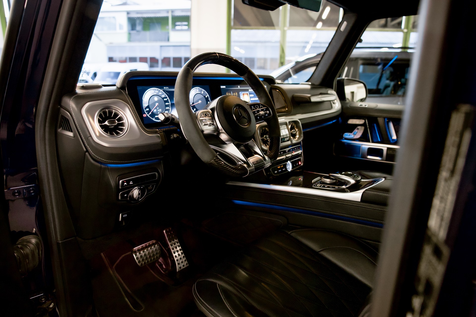 MERCEDES-BENZ G 63 AMG Speedshift Plus G-Tronic *CH-FAHRZEUG*-image-17
