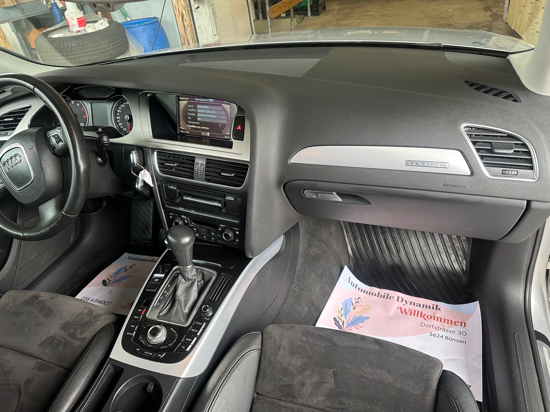 AUDI A4 Avant 2.0 TFSI quattro S-tronic-image-10