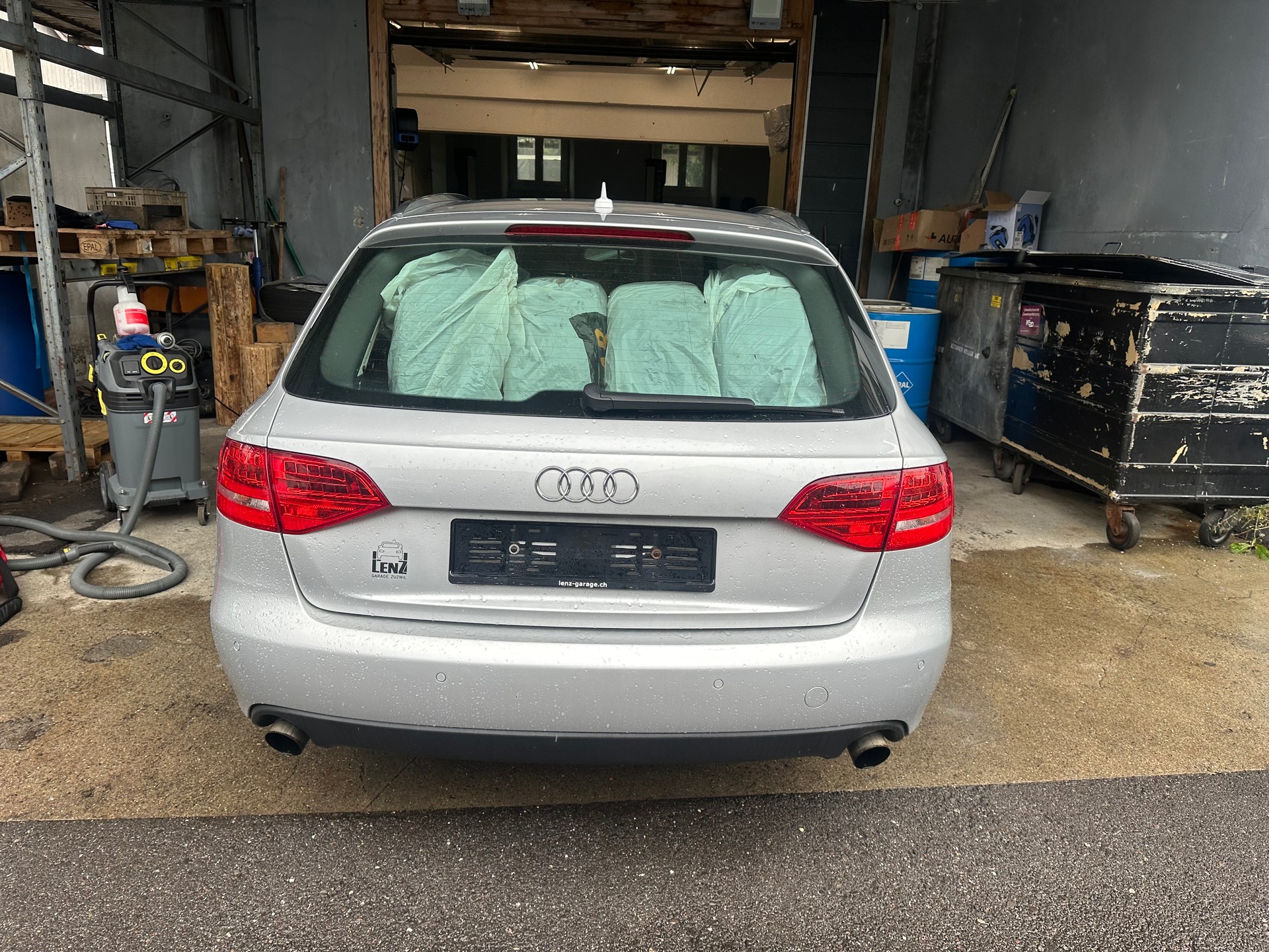 AUDI A4 Avant 2.0 TFSI quattro S-tronic-image-5