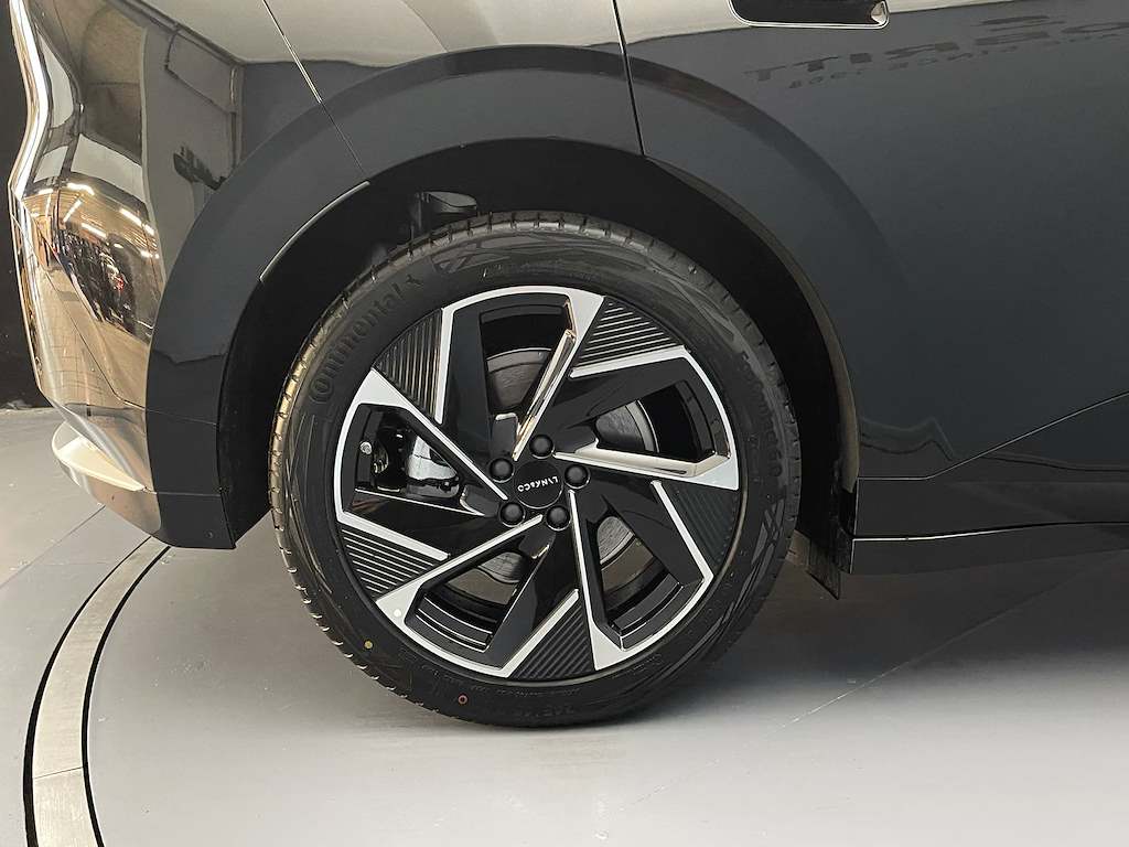 LYNK & CO 02 More-image-5
