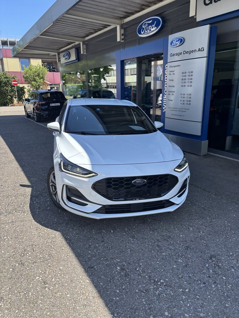 FORD Focus 1.0i EcoB Hybrid 155 ST-Line X-image-10