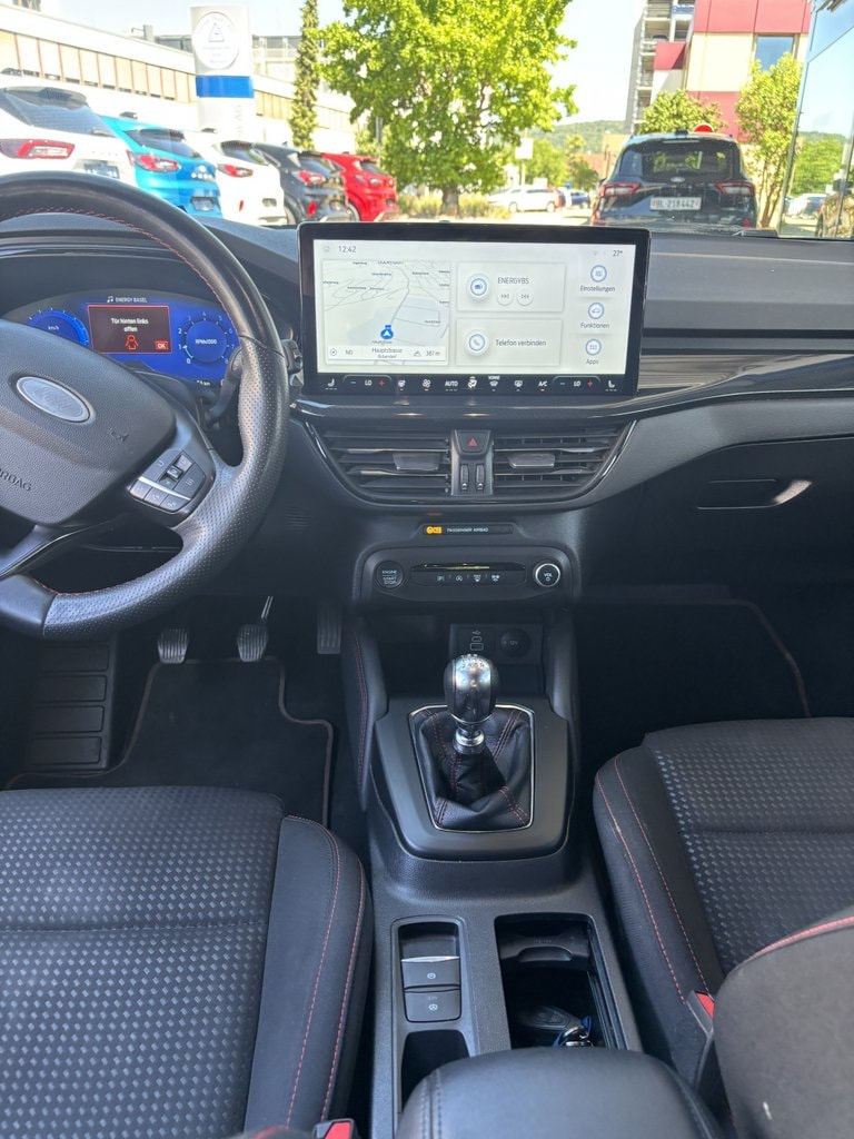 FORD Focus 1.0i EcoB Hybrid 155 ST-Line X-image-2
