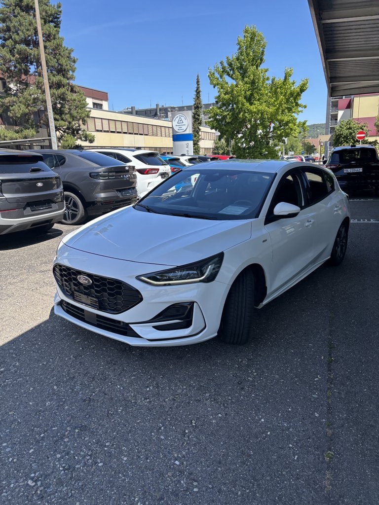 FORD Focus 1.0i EcoB Hybrid 155 ST-Line X-image-14