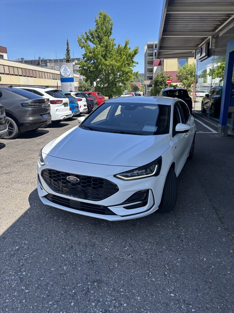 FORD Focus 1.0i EcoB Hybrid 155 ST-Line X-image-13
