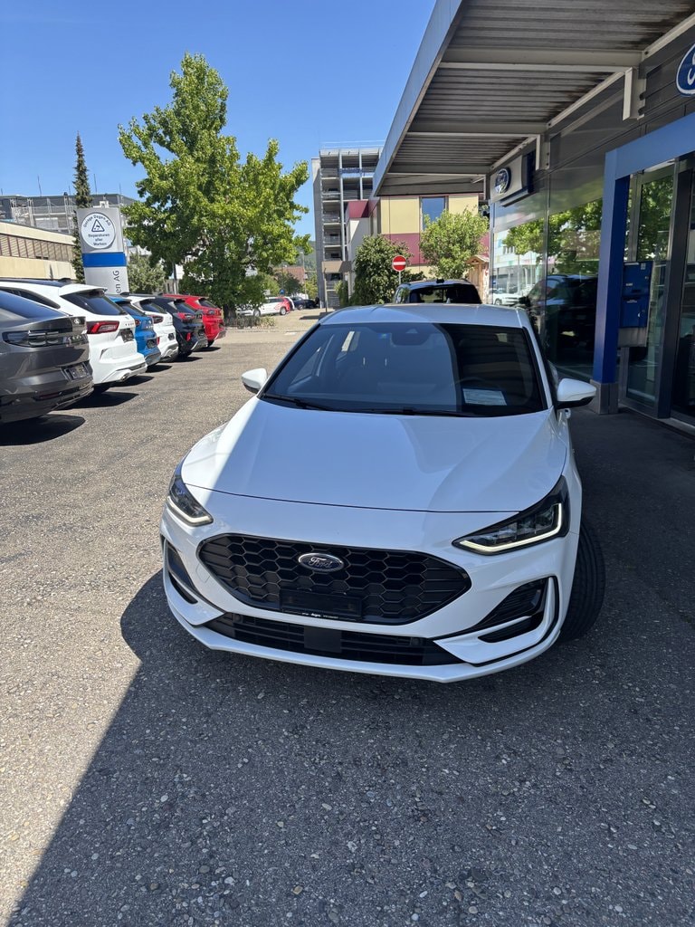 FORD Focus 1.0i EcoB Hybrid 155 ST-Line X-image-12