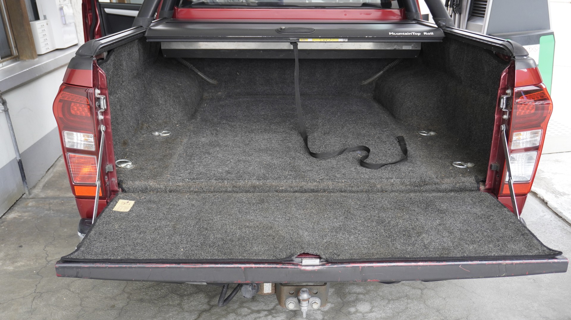 ISUZU D-MAX 1.9 Crew Cab Solar 4x4 A-image-17