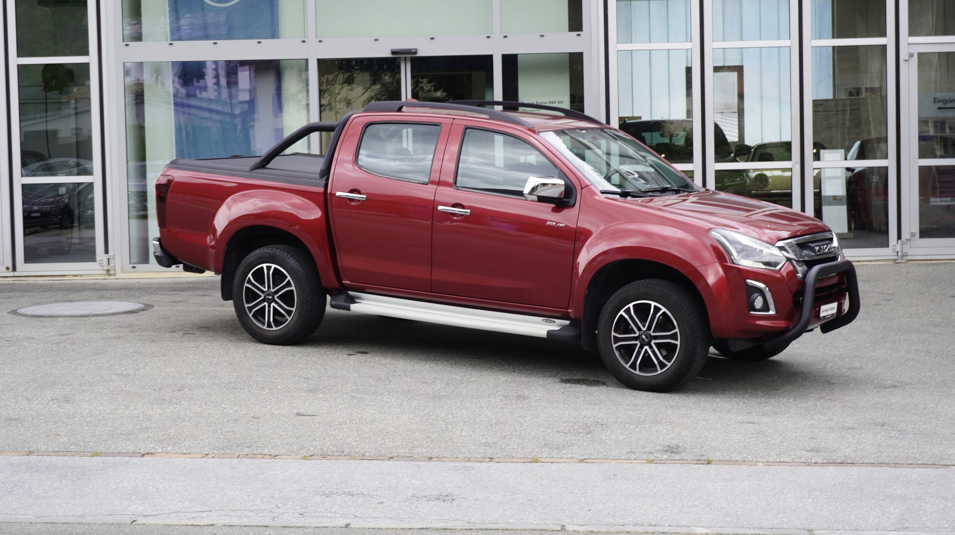 ISUZU D-MAX 1.9 Crew Cab Solar 4x4 A-image-5