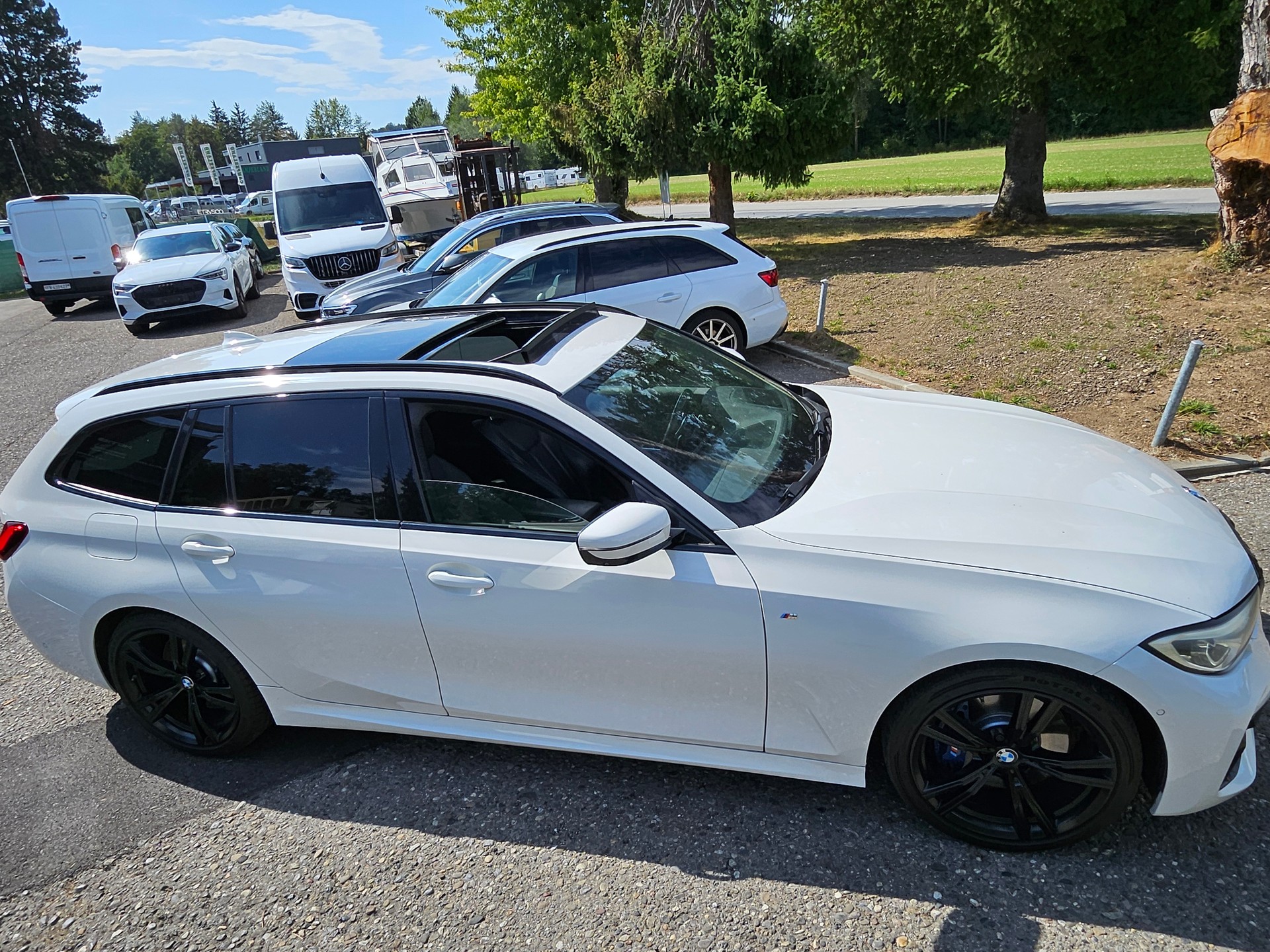 BMW M340i xDriveTouring Steptronic M Sport-image-0