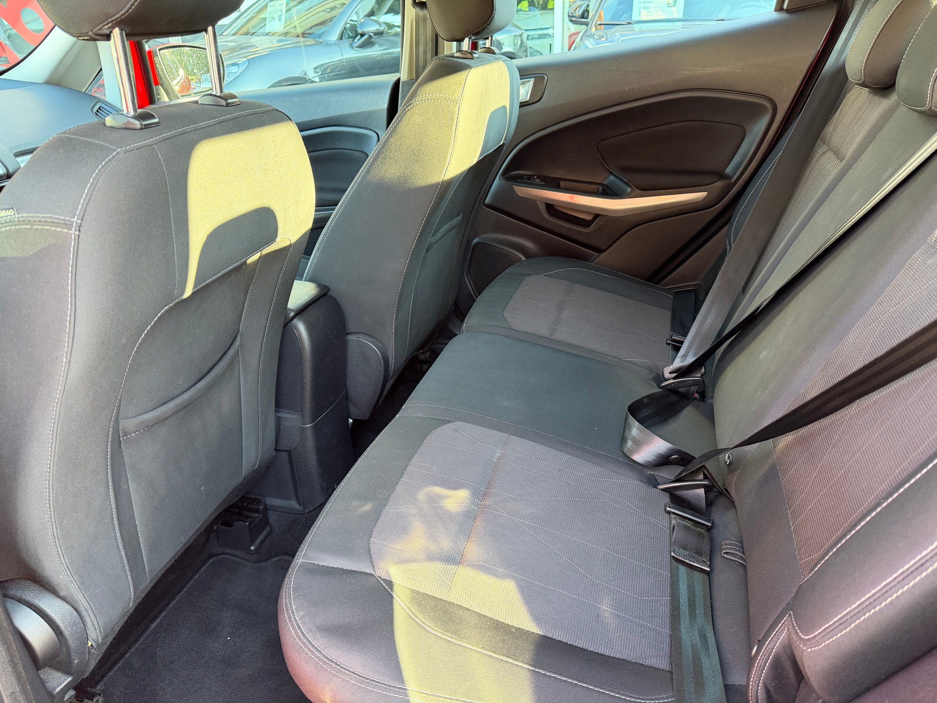 FORD EcoSport 1.0 SCTi Trend Automat-image-16