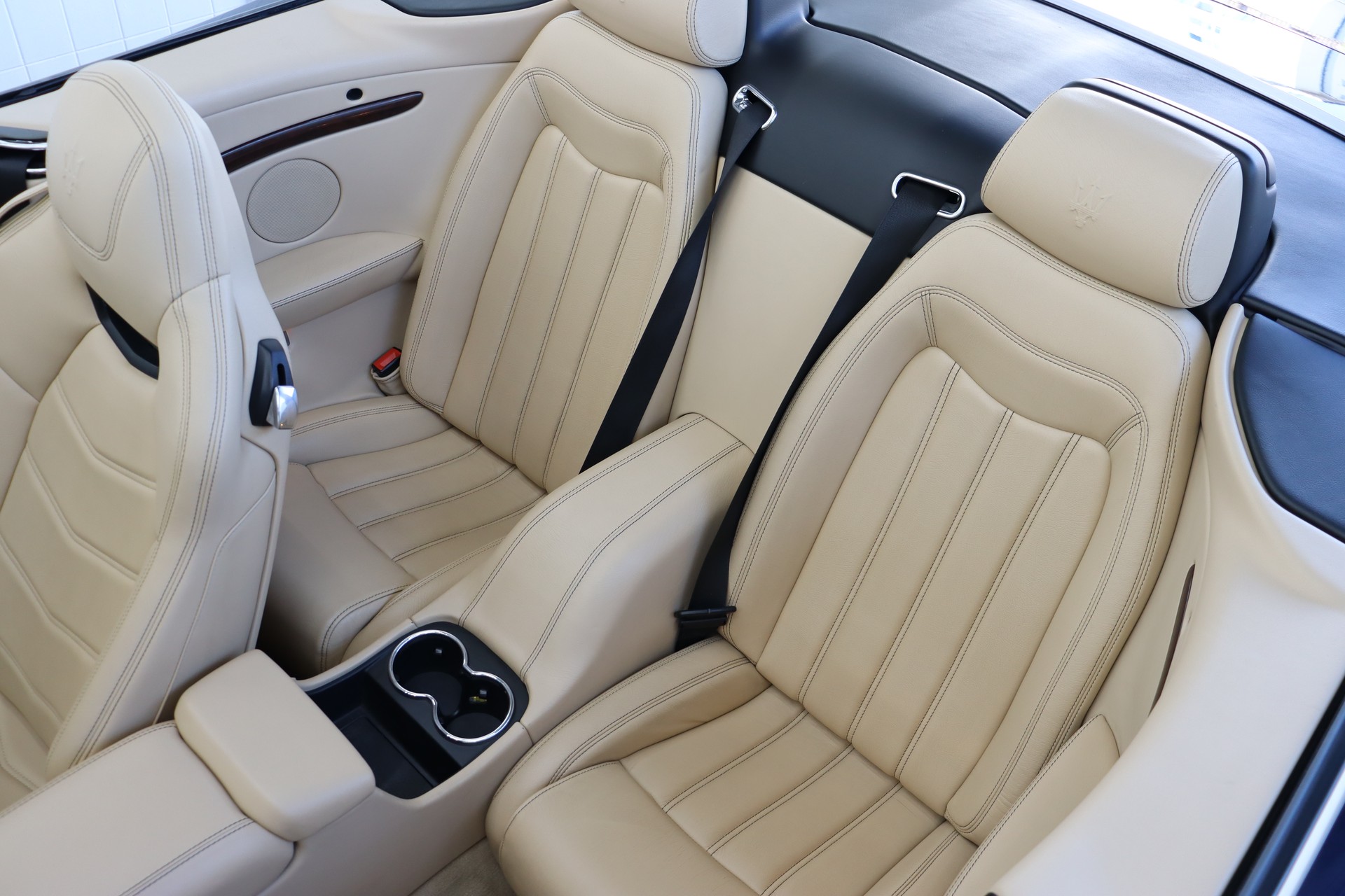 MASERATI GranCabrio Automatica-image-14