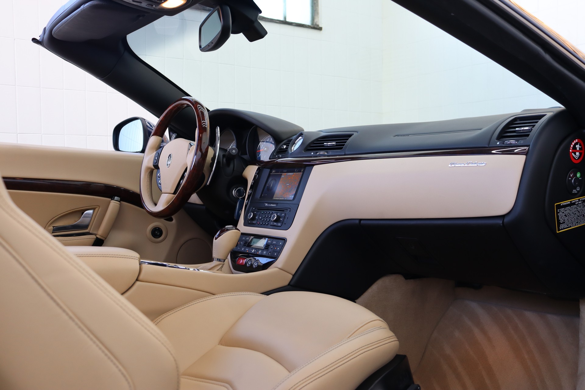 MASERATI GranCabrio Automatica-image-17