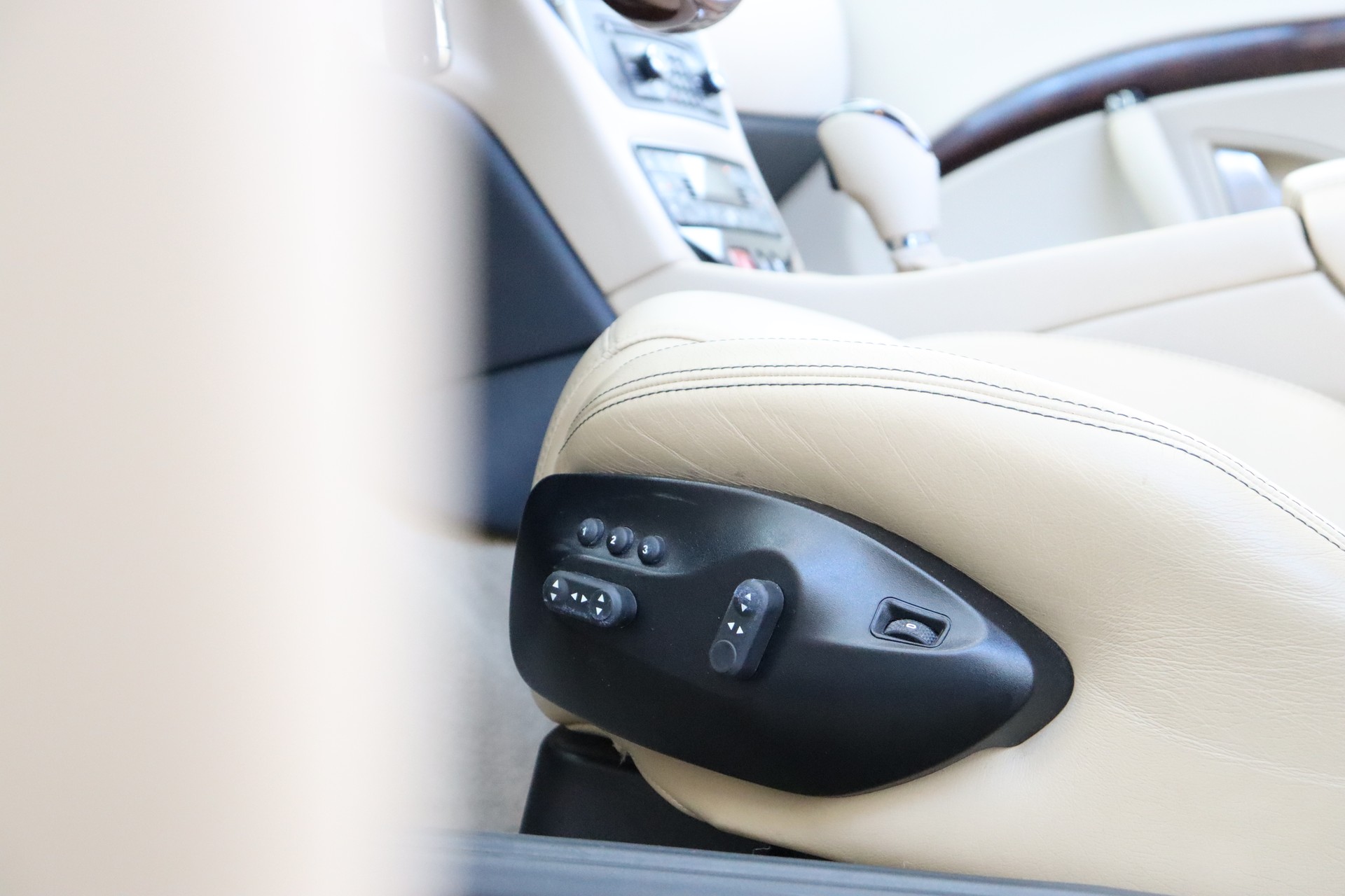 MASERATI GranCabrio Automatica-image-20