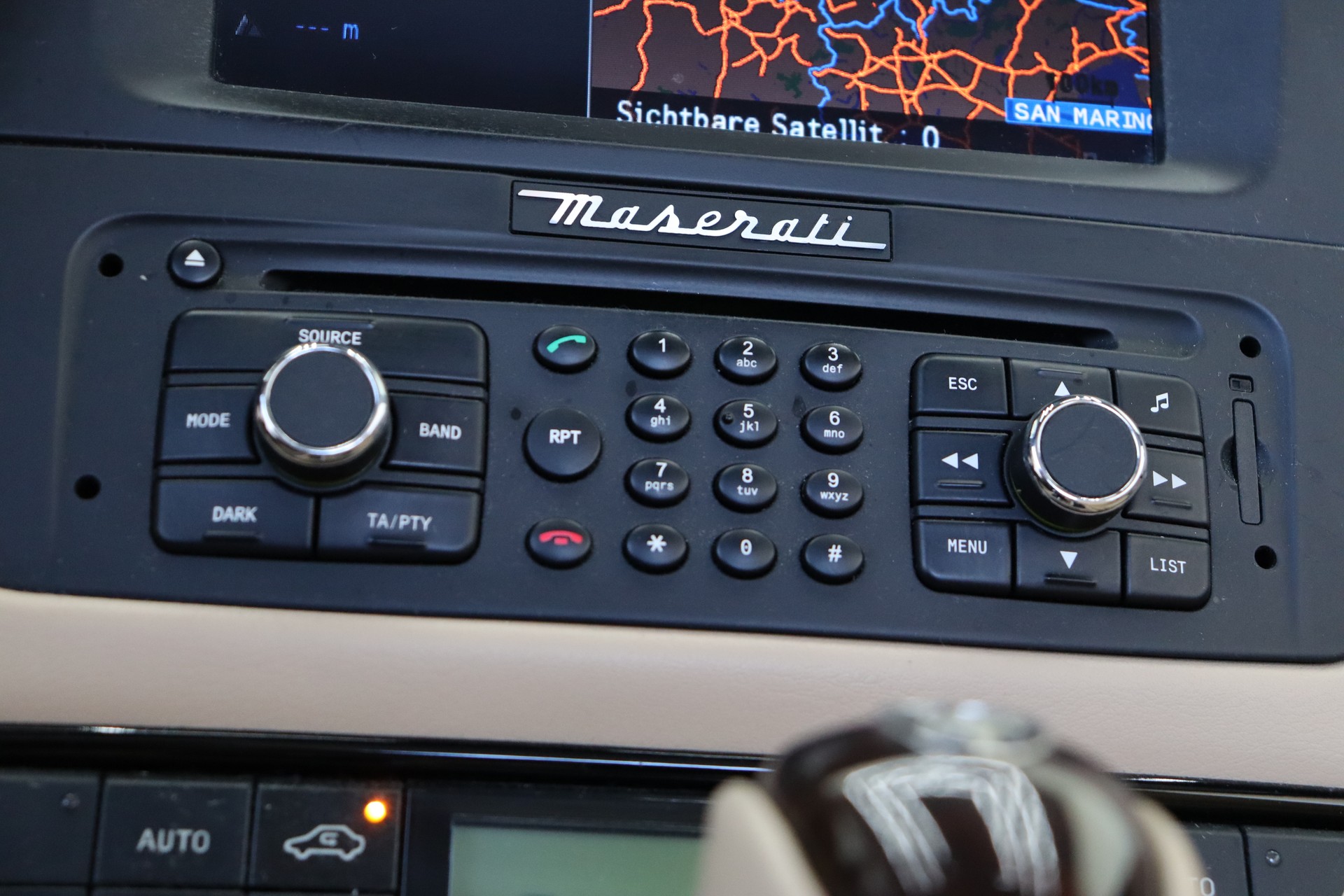 MASERATI GranCabrio Automatica-image-23