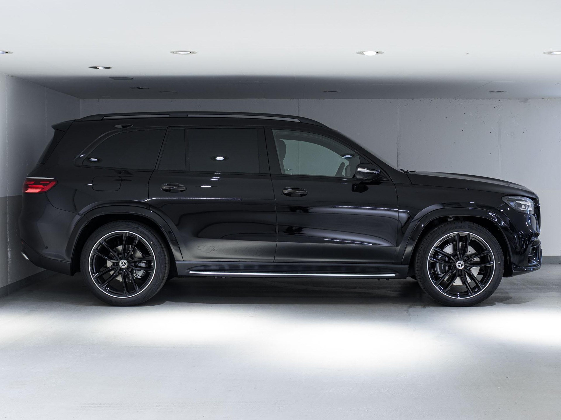 MERCEDES-BENZ GLS 450 d 4MATIC-image-1