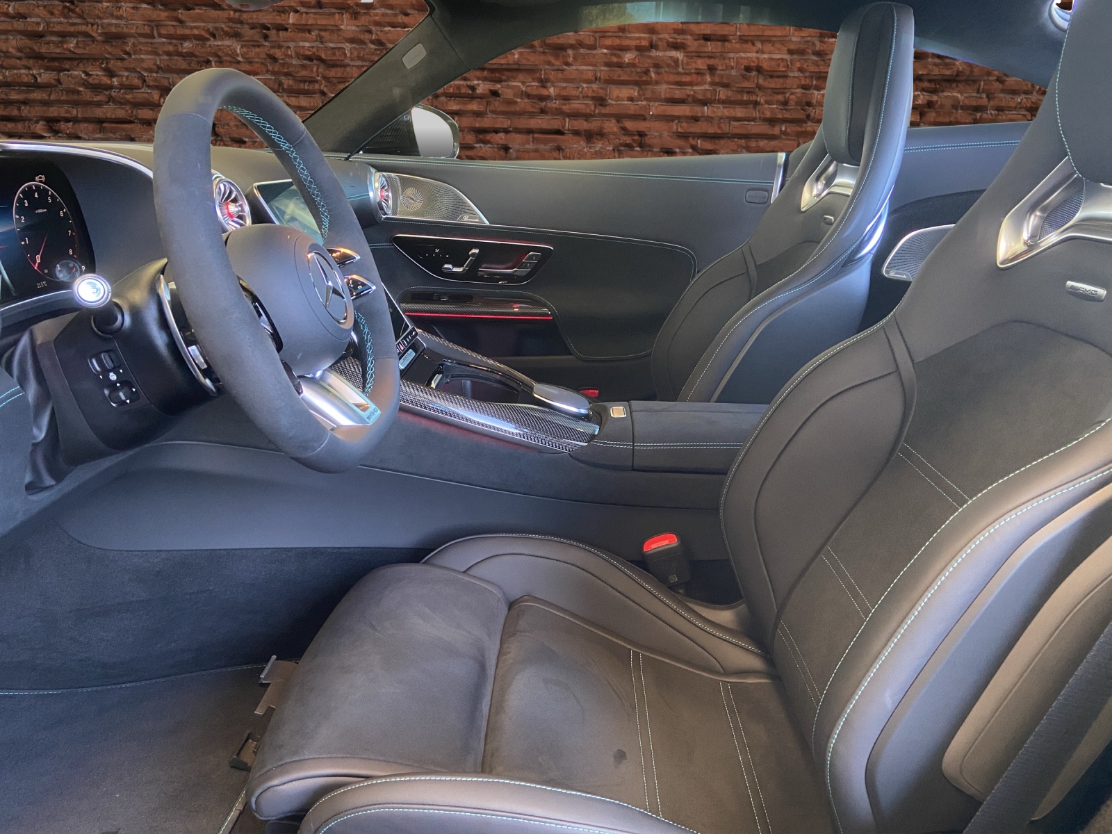 MERCEDES-BENZ AMG GT 63 PRO 4Matic+ Executive Edition-image-10