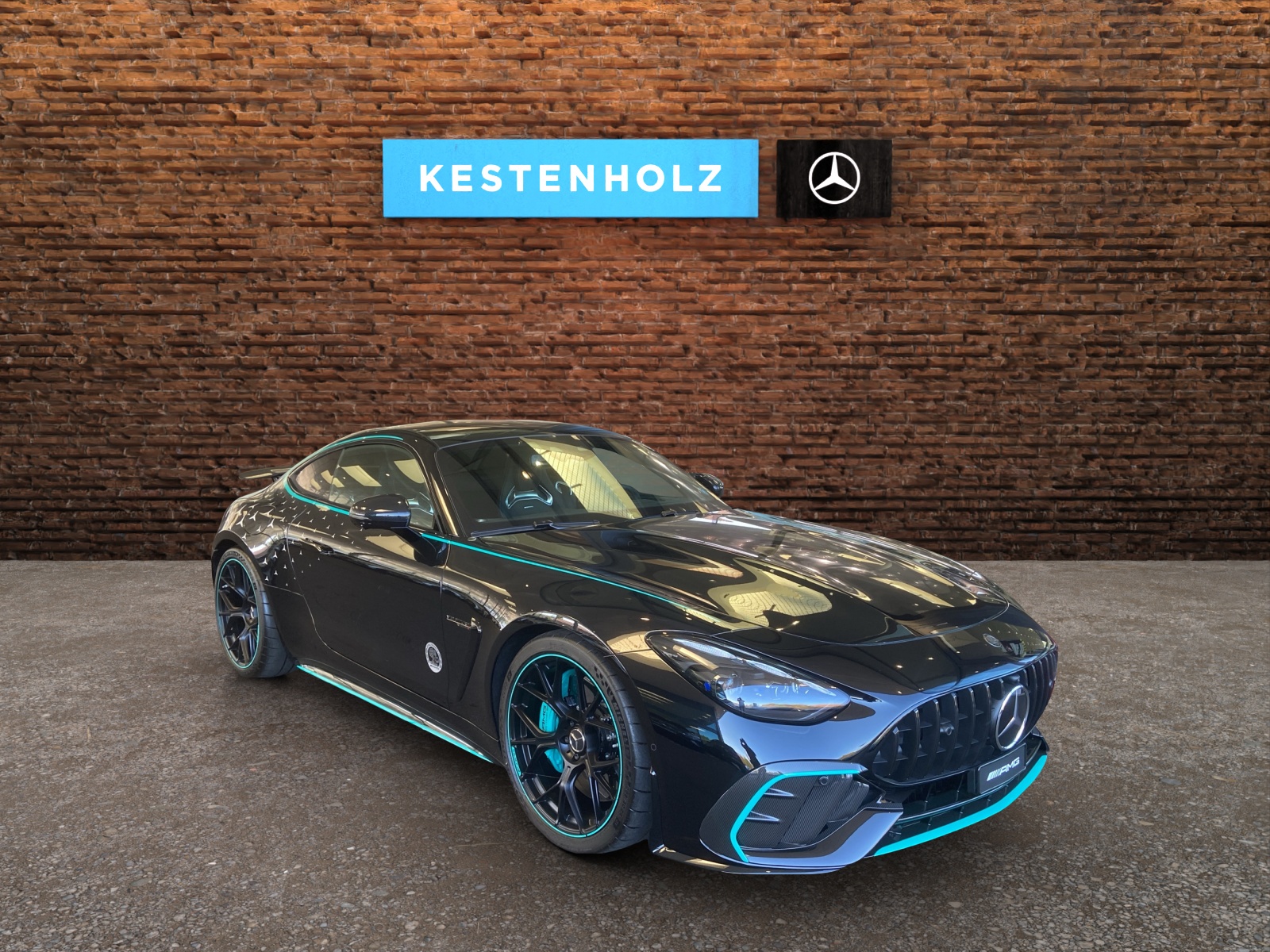 MERCEDES-BENZ AMG GT 63 PRO 4Matic+ Executive Edition-showroom-element-1