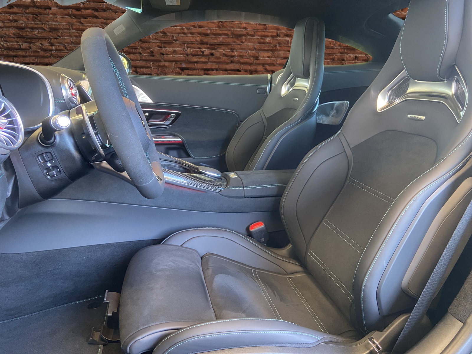 MERCEDES-BENZ AMG GT 63 PRO 4Matic+ Executive Edition-image-13