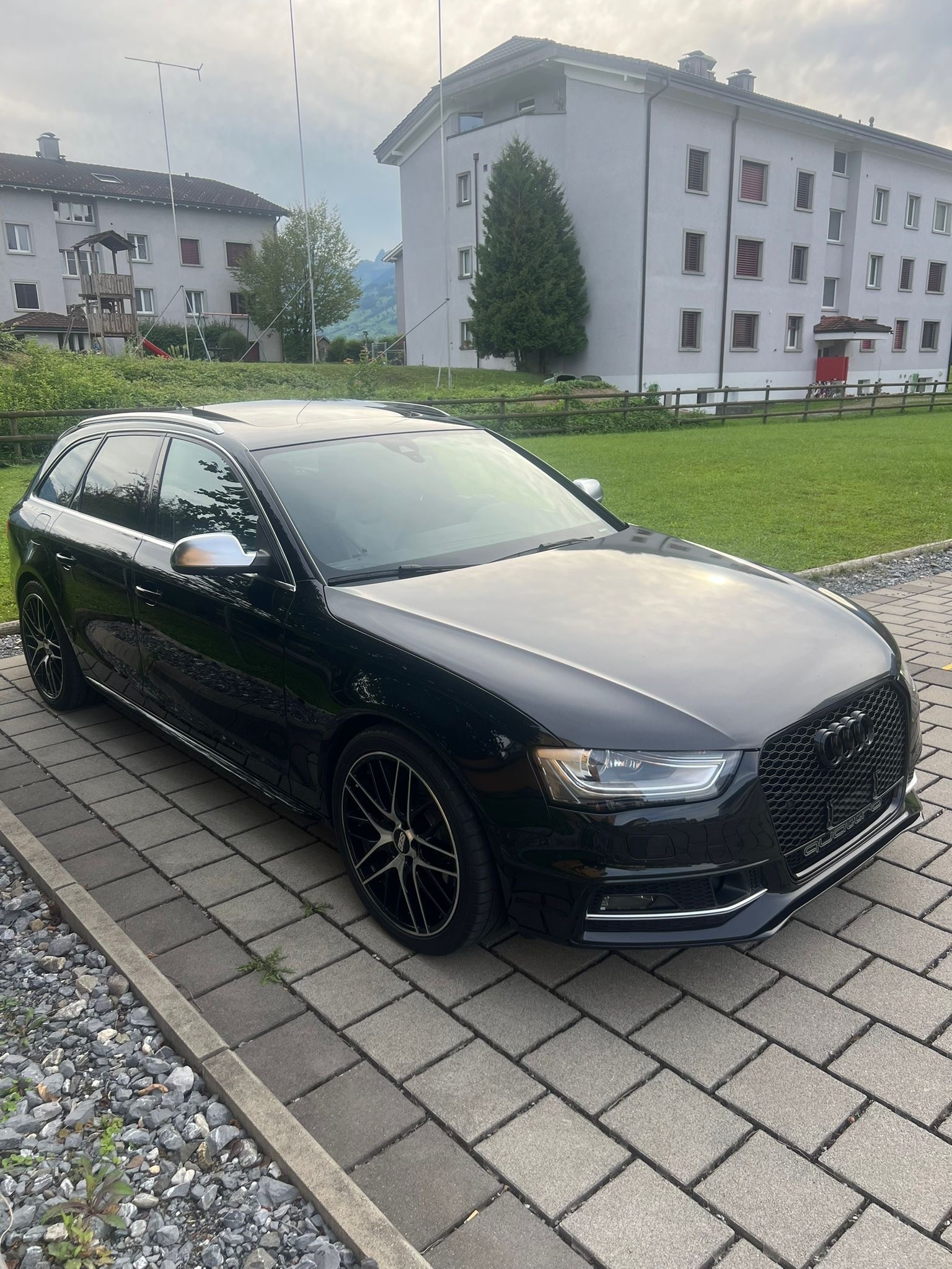 AUDI S4 Avant 3.0 TFSI quattro S-tronic-image-7