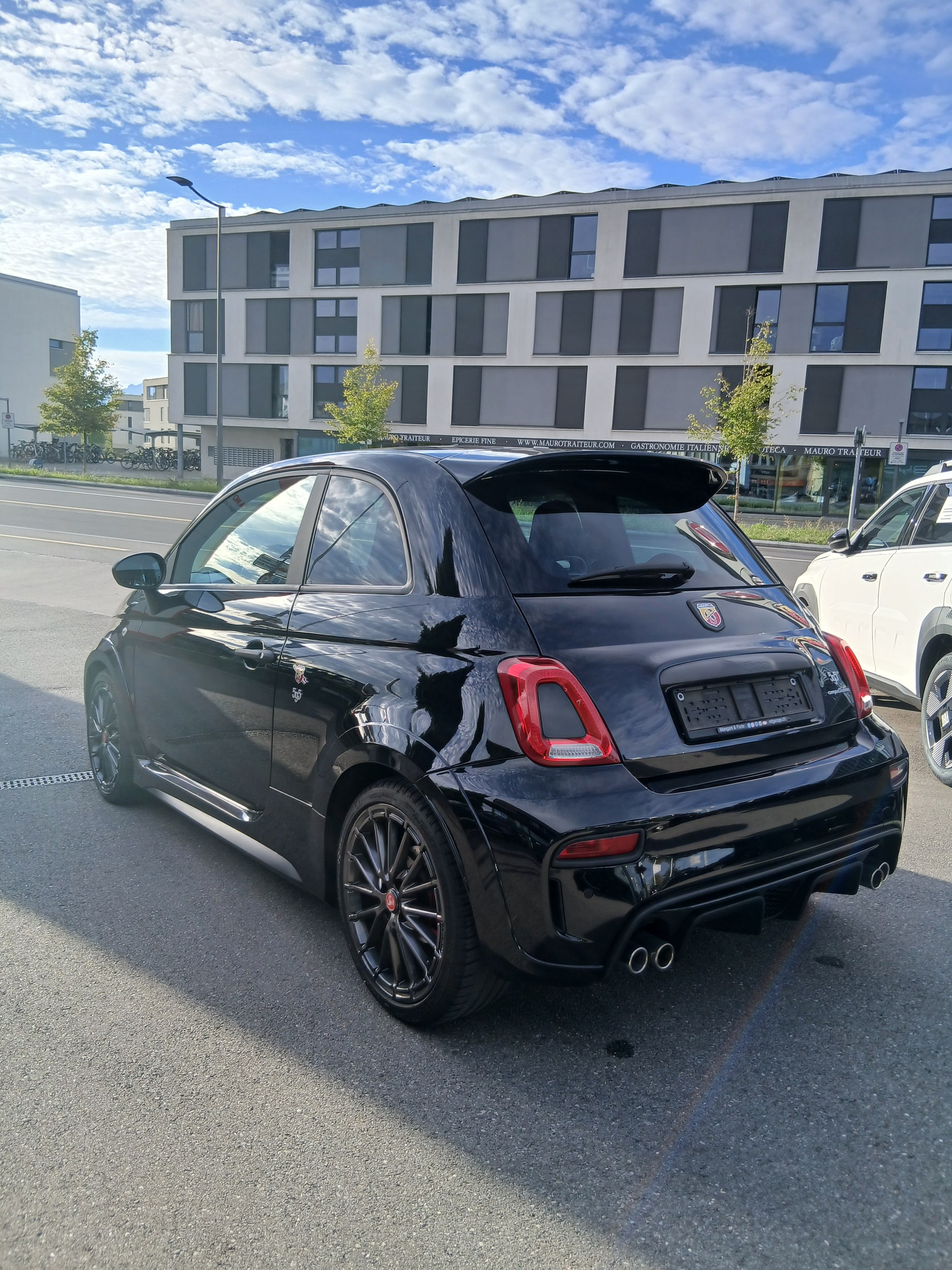 FIAT 595 1.4 16V Turbo Abarth Scorpion Legend Dualogic-image-3