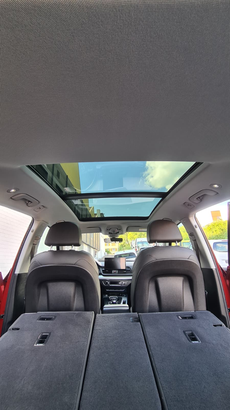 AUDI Q5 40 TDI quattro S-tronic ** Voll-Leder ** GR-Navi ** Totwinkel-Assistent ** Panorama-Glasdach ** Head UP Display ** Ab MFK **-image-19