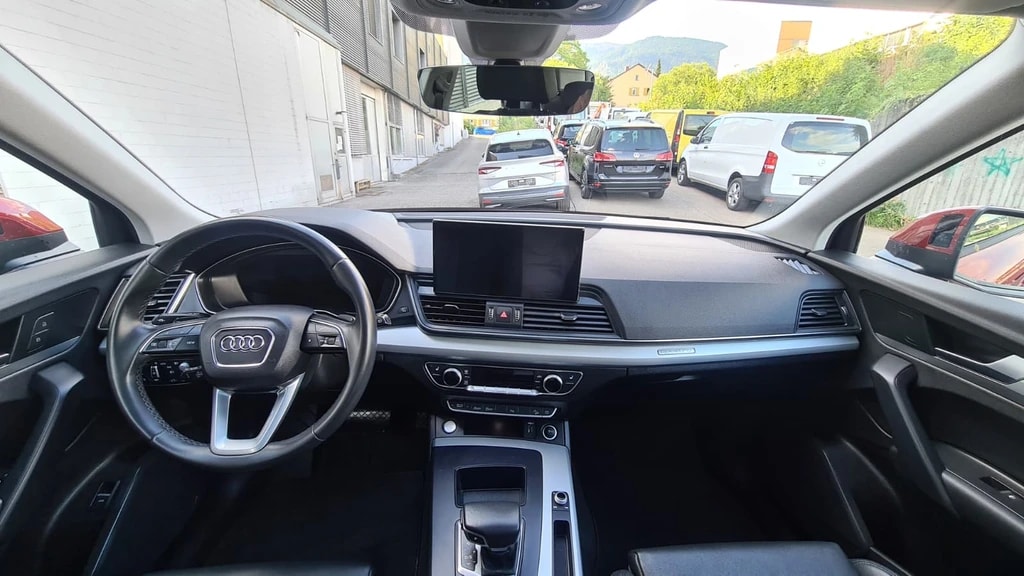 AUDI Q5 40 TDI quattro S-tronic ** Voll-Leder ** GR-Navi ** Totwinkel-Assistent ** Panorama-Glasdach ** Head UP Display ** Ab MFK **-image-16