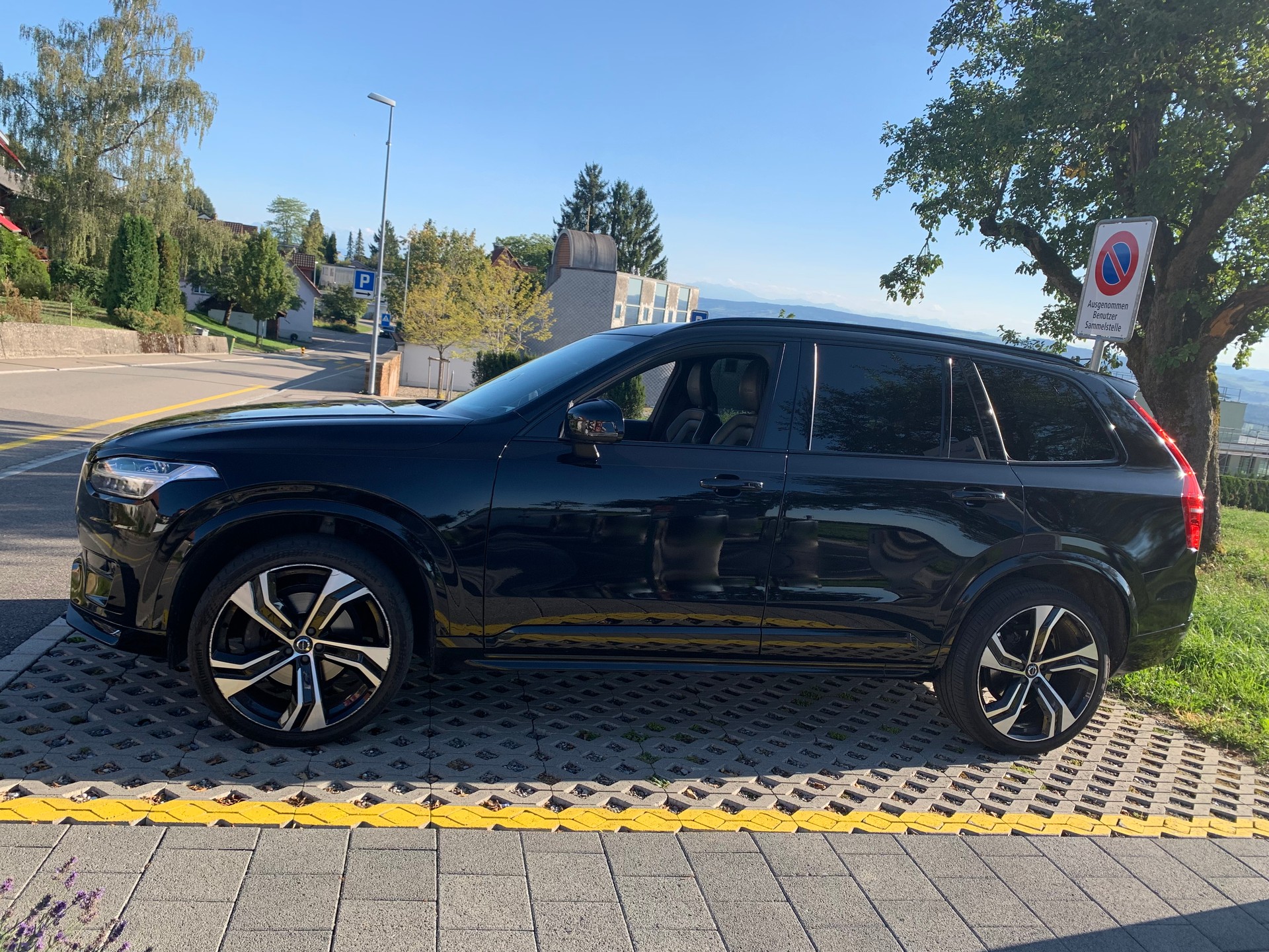 VOLVO 2.0 T6 R-Design 7P. AWD-image-0