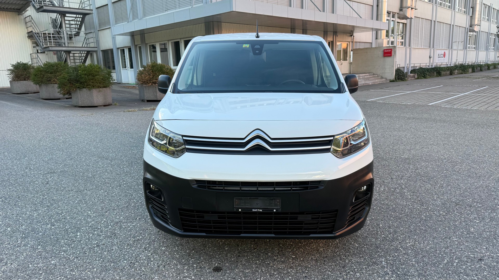 CITROEN Berlingo Van 1.6 Blue HDi 100 s/s Club-image-0