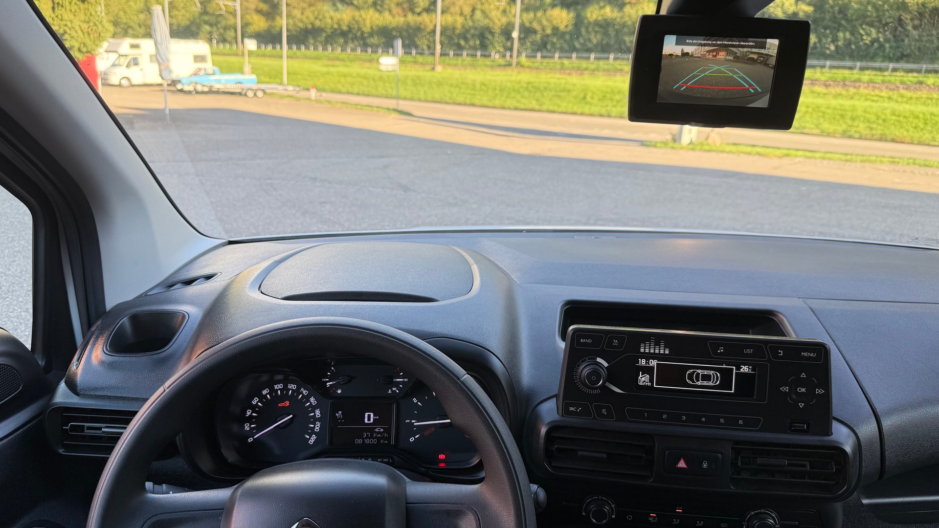 CITROEN Berlingo Van 1.6 Blue HDi 100 s/s Club-image-10