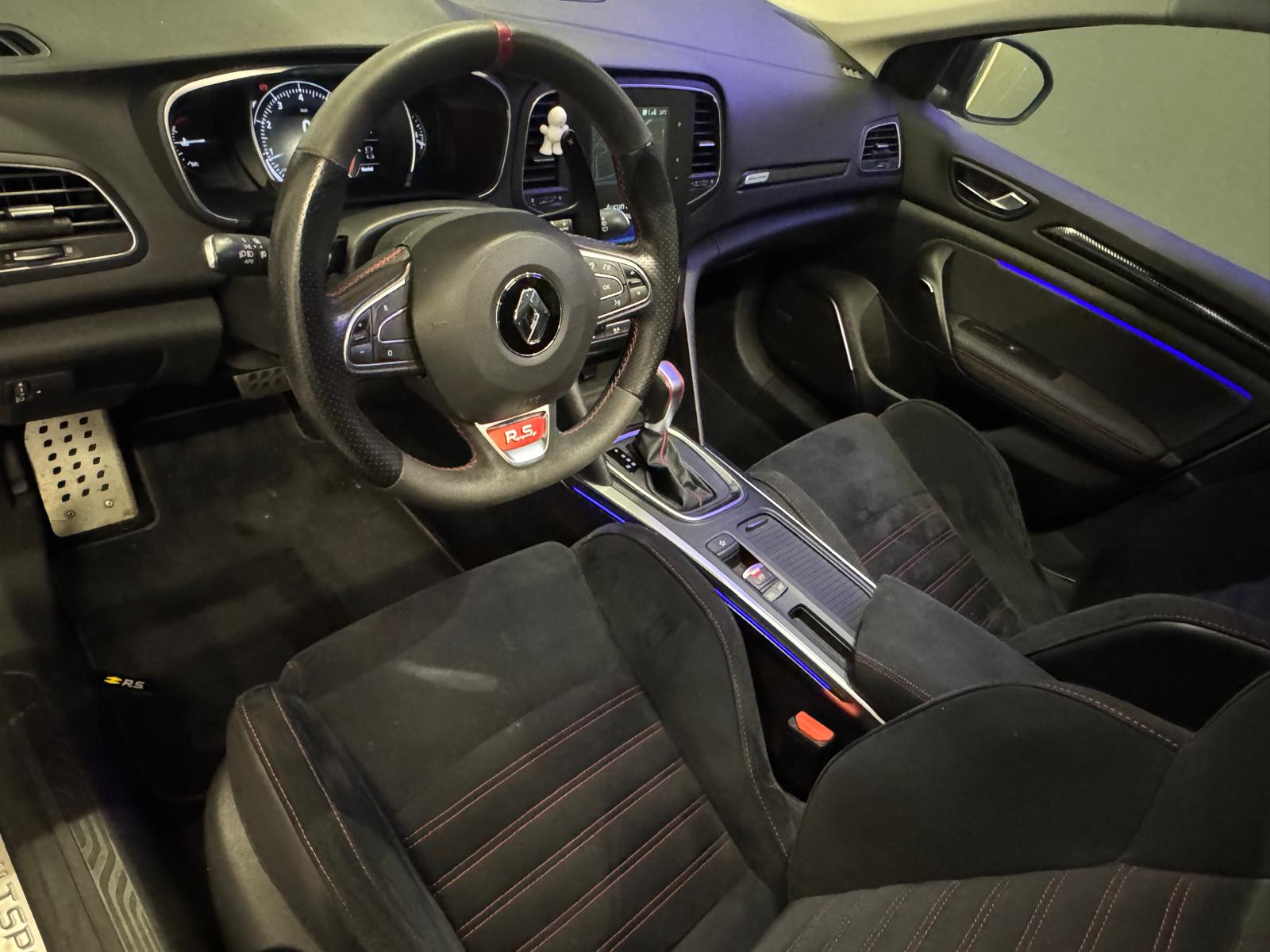 RENAULT Mégane Trophy 300 EDC-image-1