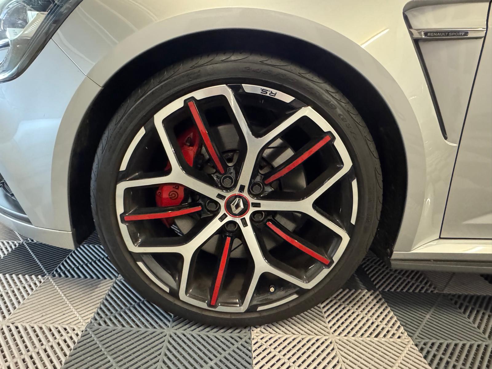 RENAULT Mégane Trophy 300 EDC-image-28