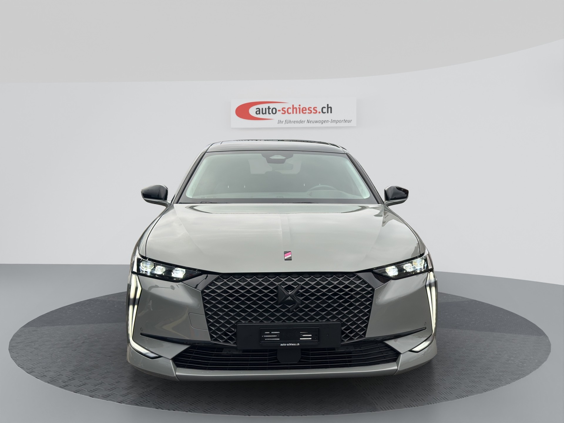 DS AUTOMOBILES DS4 1.2 Pure Tech Performance Line EAT8 Bi-Color-image-1