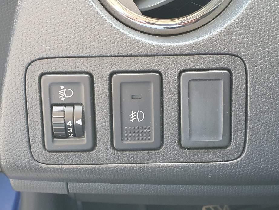 SUZUKI Swift 1.3i 16V GL Top Piz Sulai LE 4x4-image-9
