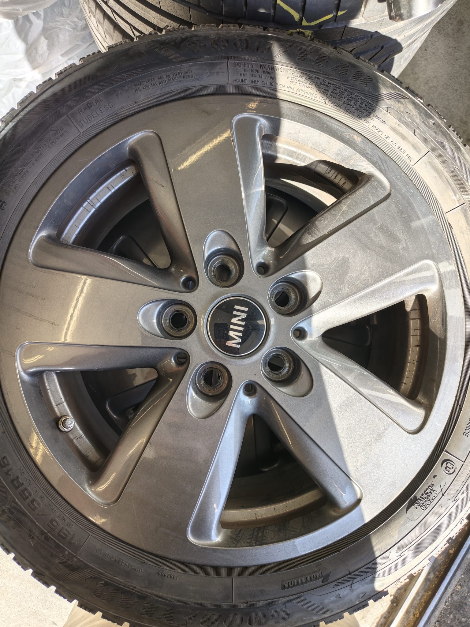 MINI Cooper SE-image-9