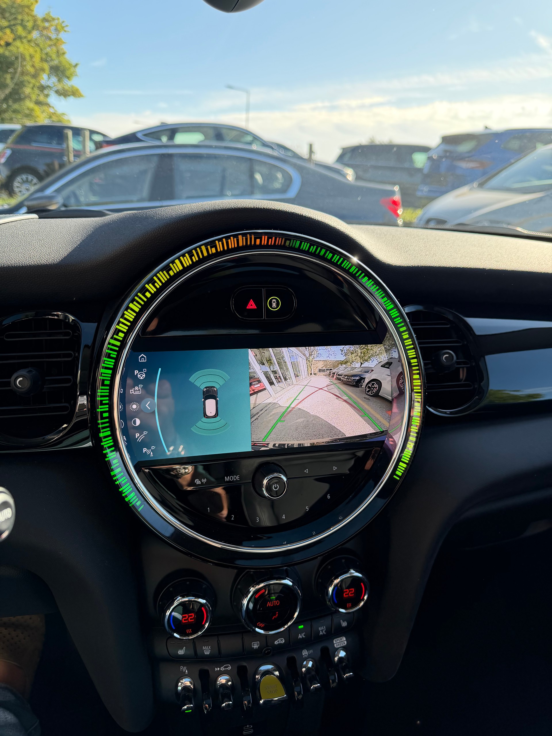 MINI Cooper SE-image-5