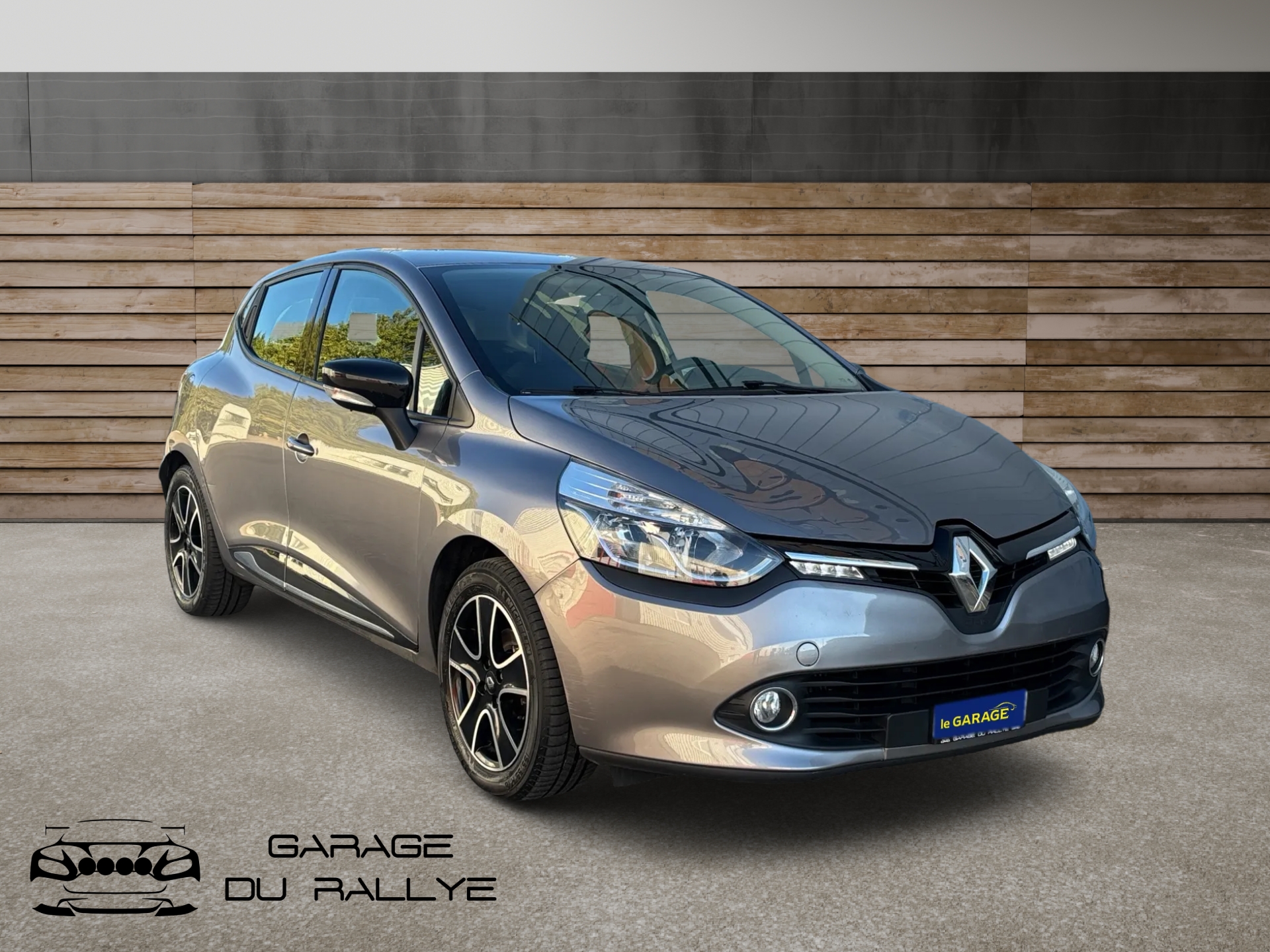 RENAULT Clio 0.9 12V Expression-image-0