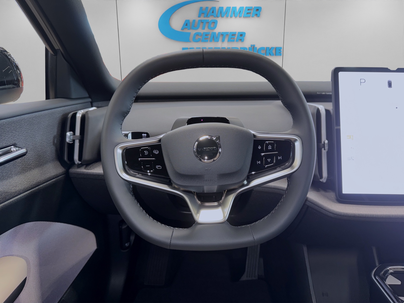 VOLVO EX30 CC E60 Twin Performance AWD-image-10